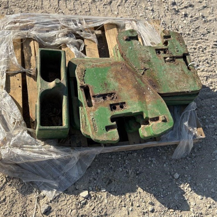 L3 - (8) JD Sutcase Weights