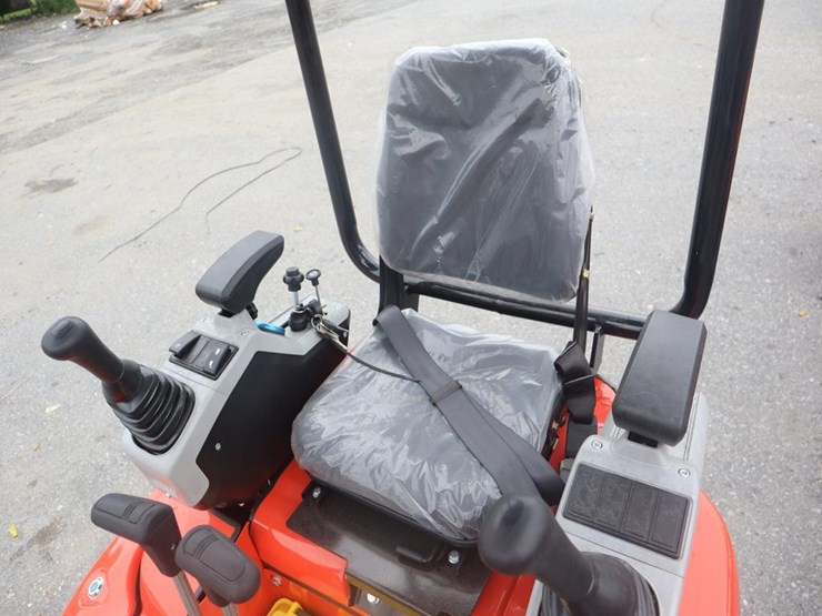 tpm-18hh-mini-excavator-image-11