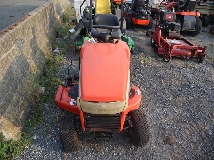 simplicity-lawn-tractor-image-3