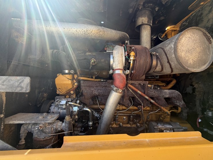 2015-john-deere-9-image-10