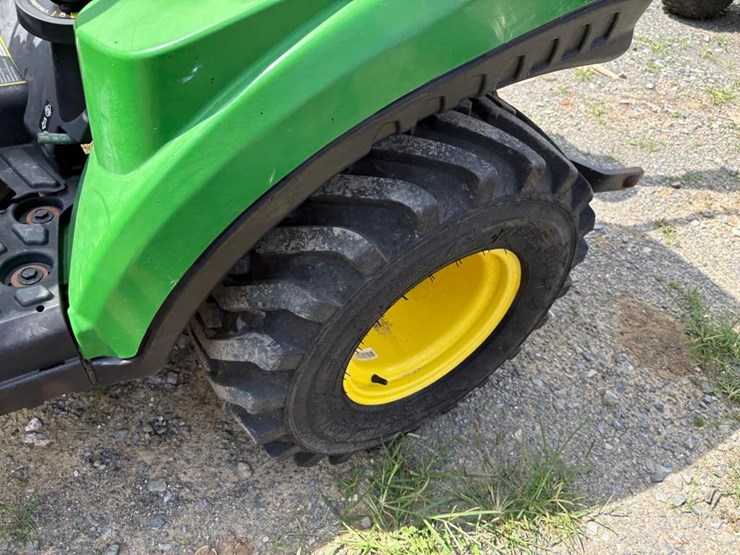 john-deere-1023e-image-10