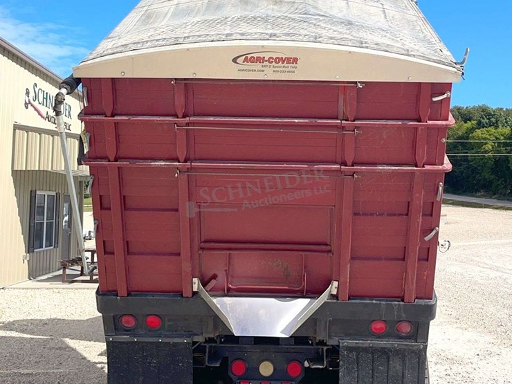 1989-freightliner-tandem-axle-grain-truck-image-10