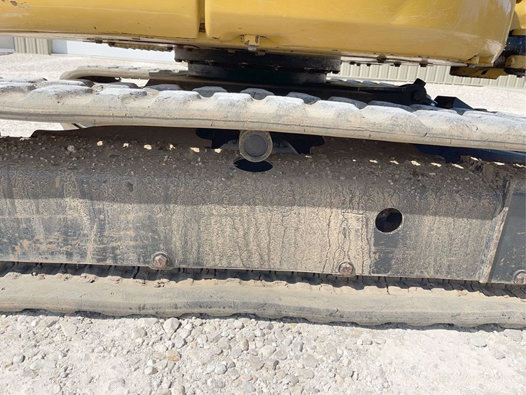 2012-caterpillar-304d-cr-image-21