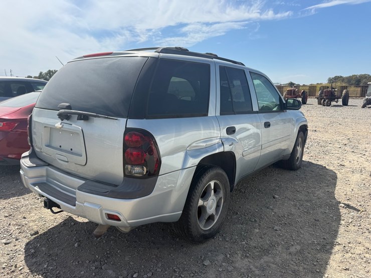 2007-chevrolet-trailblazer-image-5