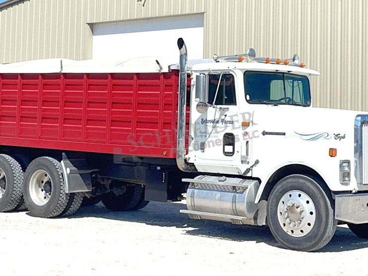 1996-international-f9370-image-1
