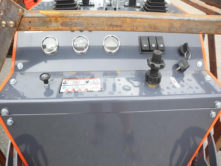 tpm-t460-pro-stand-on-skid-steer-loader-image-10