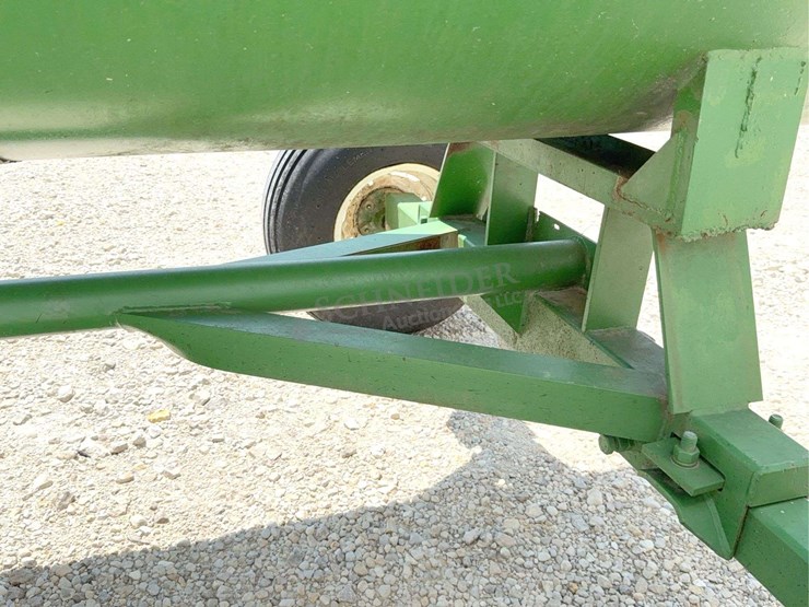1,000-gallon-anhydrous-wagon-image-24