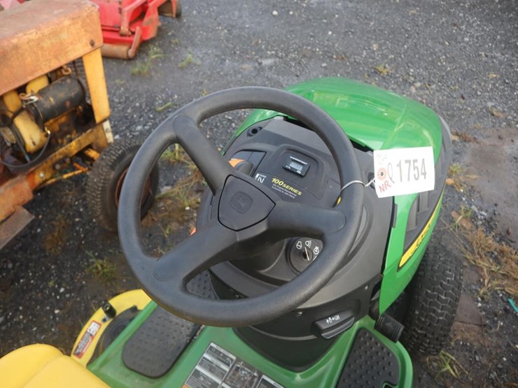 john-deere-d140-image-17