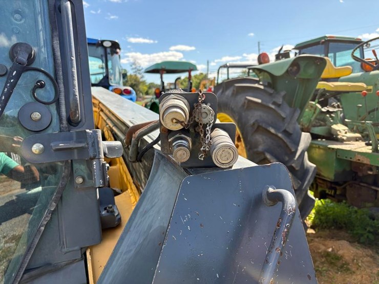 deere-328d-image-12