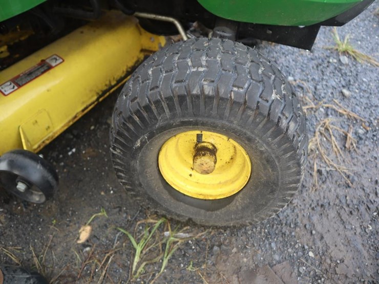 john-deere-d140-image-10
