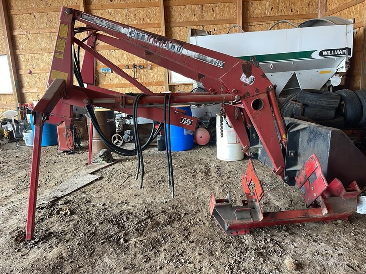 farmhand-f235-image-1