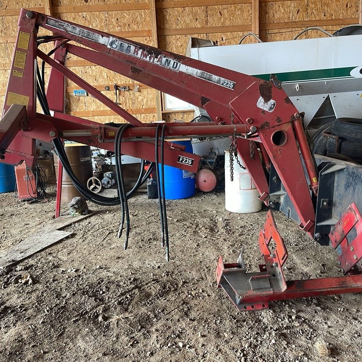 FARMHAND F235