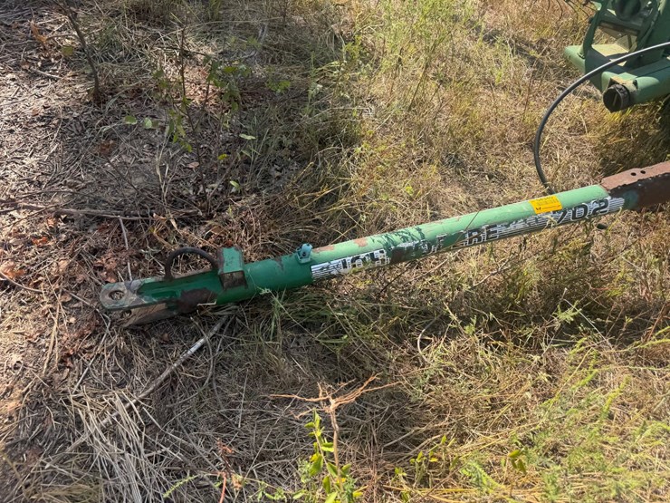 john-deere-702-image-23