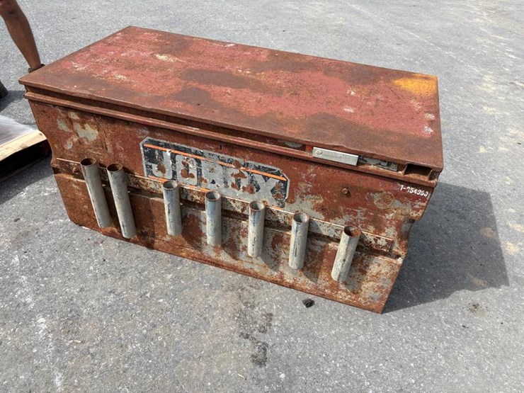 tool-chest-image-1