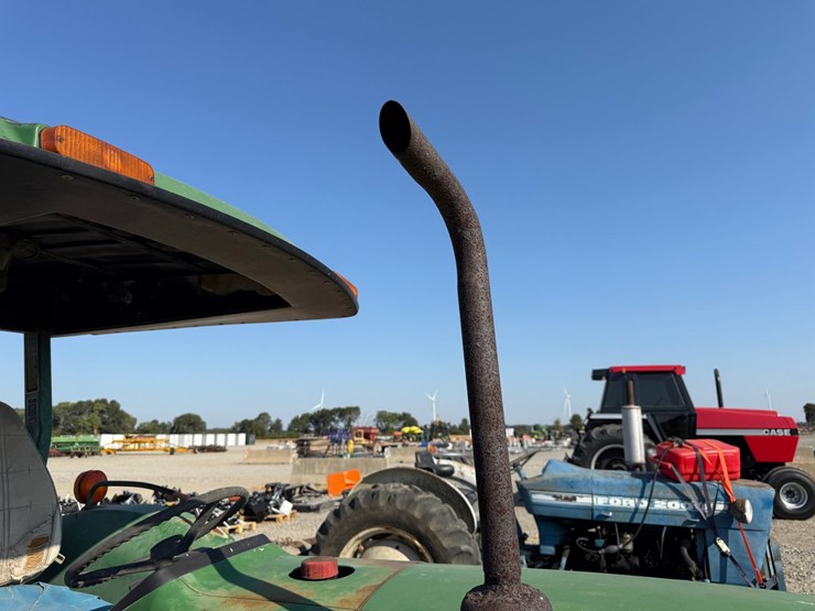 john-deere-1050-image-16
