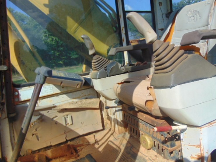 komatsu-pc200-lc-3-image-9
