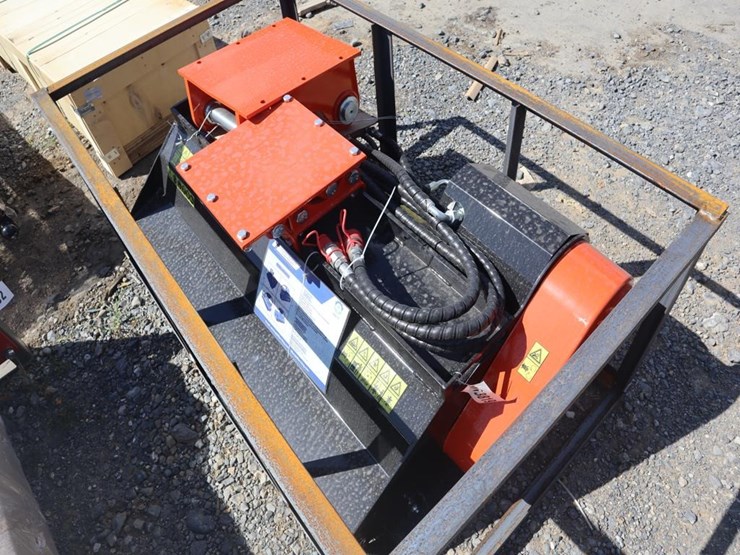 agt-excavator-flail-mower-image-2