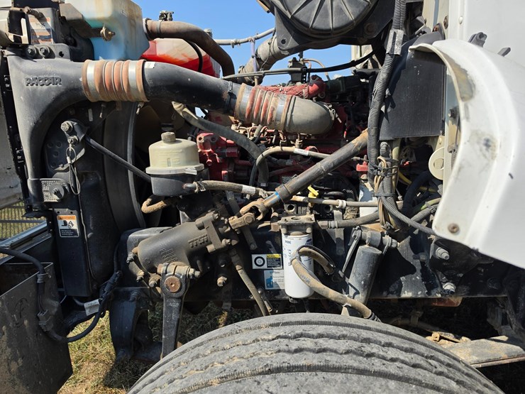2012-peterbilt-382-image-49