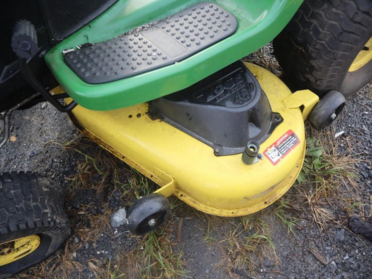 john-deere-d140-image-13