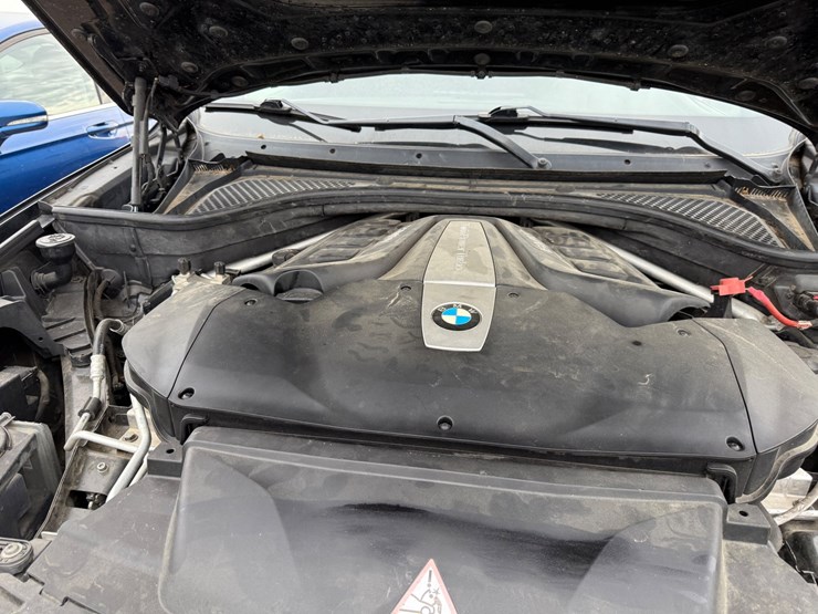 2014-bmw-x5-image-41