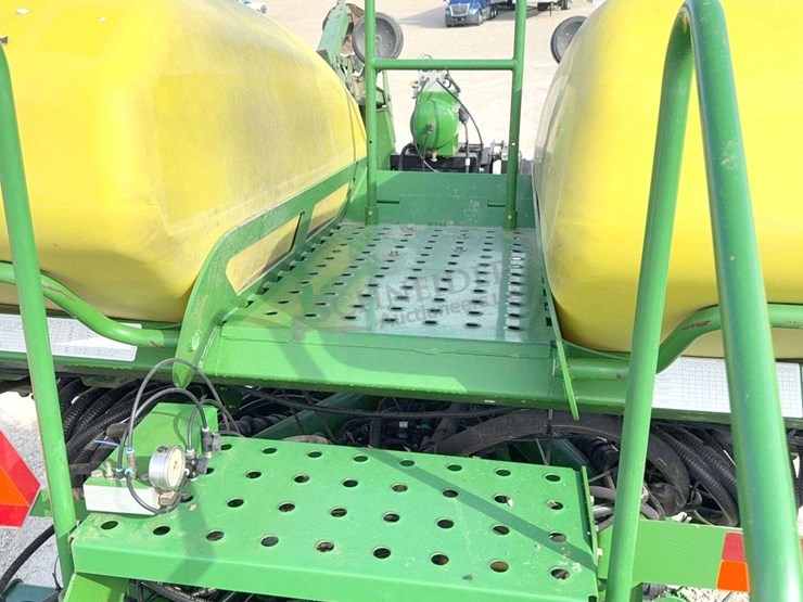 john-deere-1790-image-48