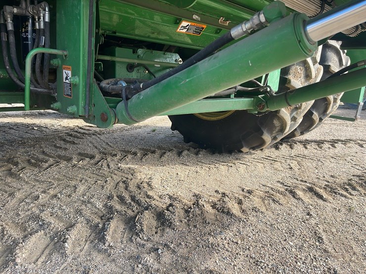 john-deere-s670-image-30