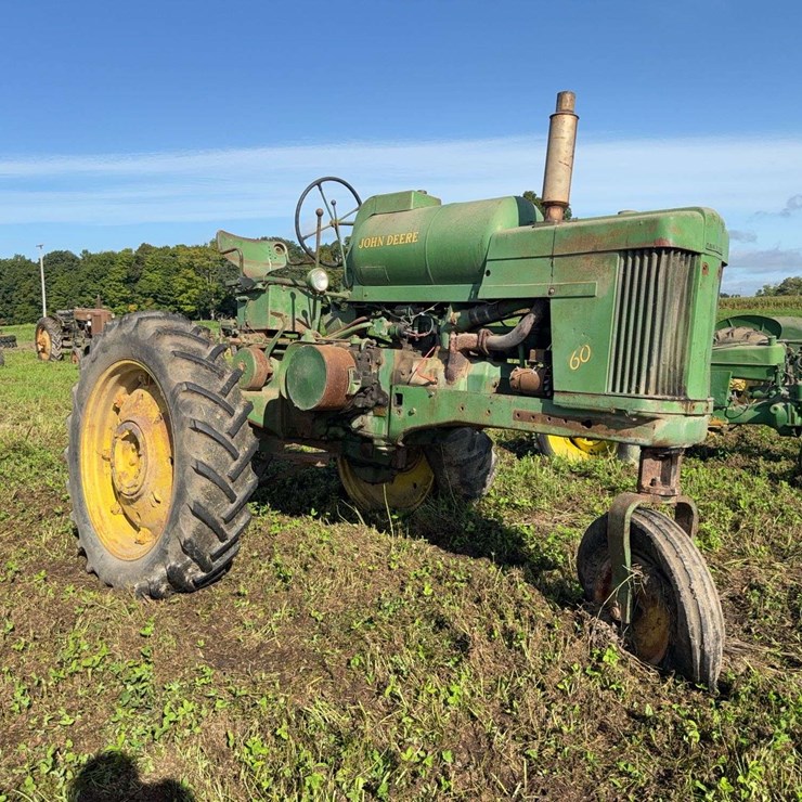 JOHN DEERE 60