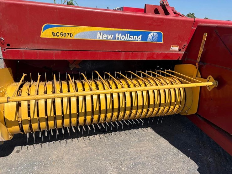 new-holland-bc5070-image-6