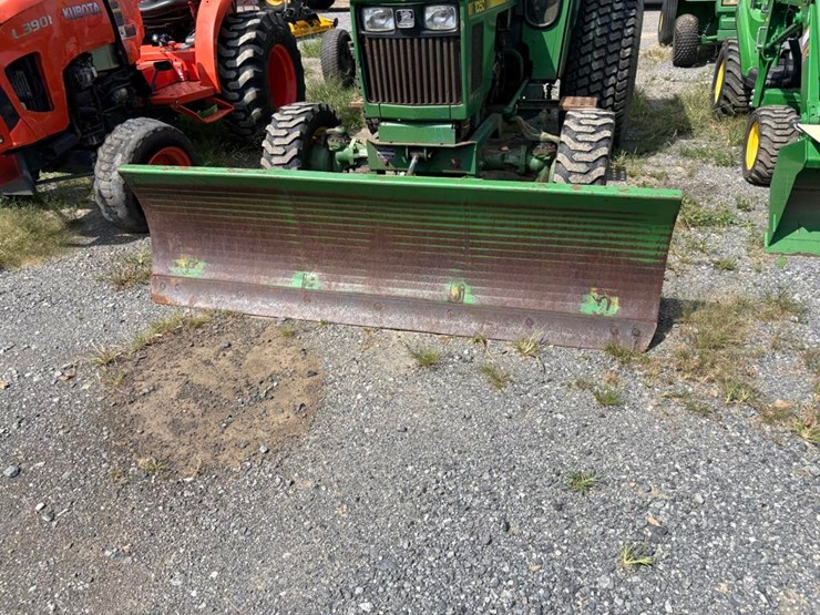 john-deere-1050-image-4