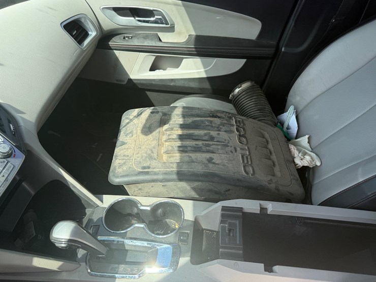 2011-chevrolet-equinox-image-13