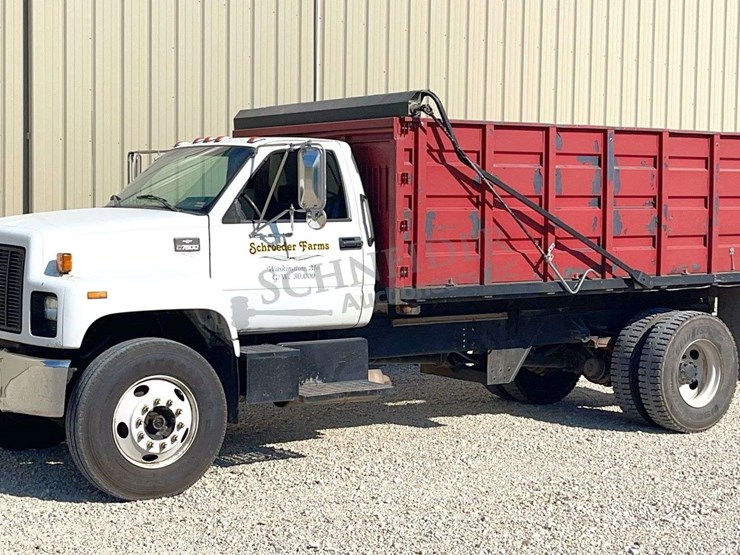2002-chevrolet-c7500-single-axle-grain-truck-image-3