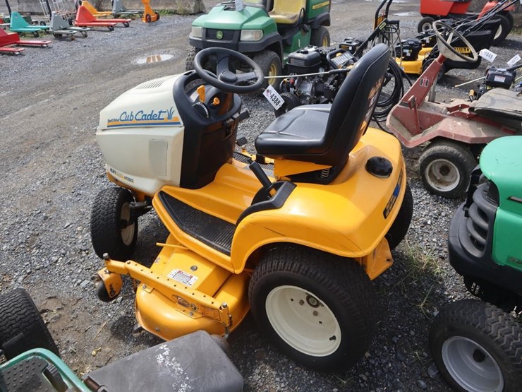 cub-cadet-gt2523-image-6