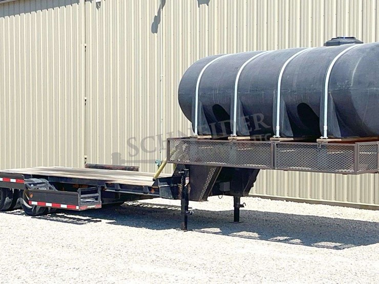 1992-custom-trailer-image-1