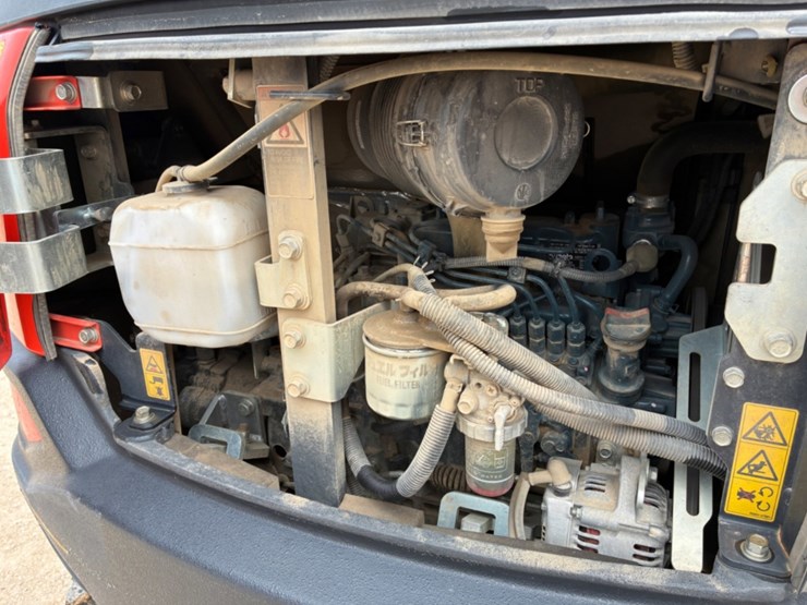 2023-kubota-kx030-4-image-8