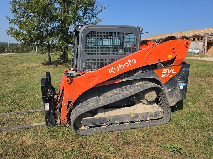 2024-kubota-svl97-2-image-3