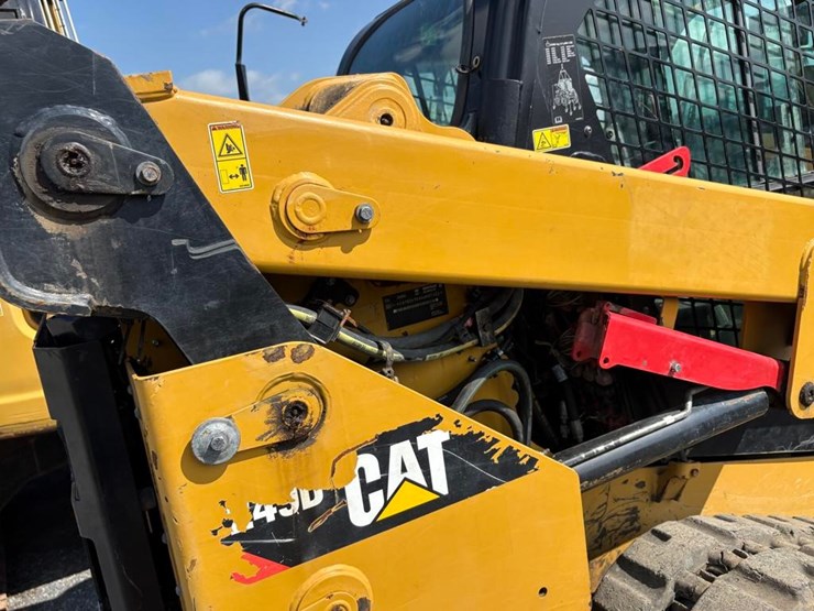 caterpillar-249d-image-7