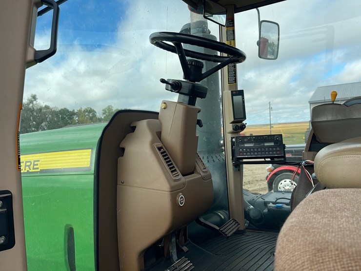 john-deere-9530-image-35