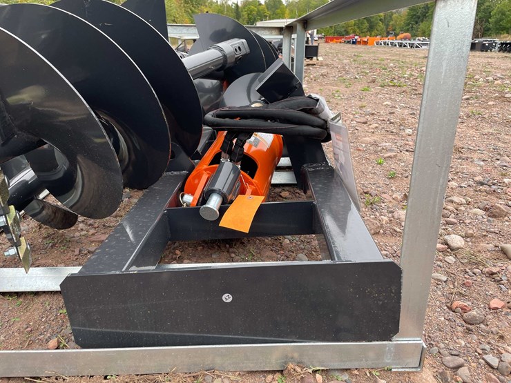 #5362-•-2026-wolverine-adb-13-1218r-auger-drive-and-bit-image-1