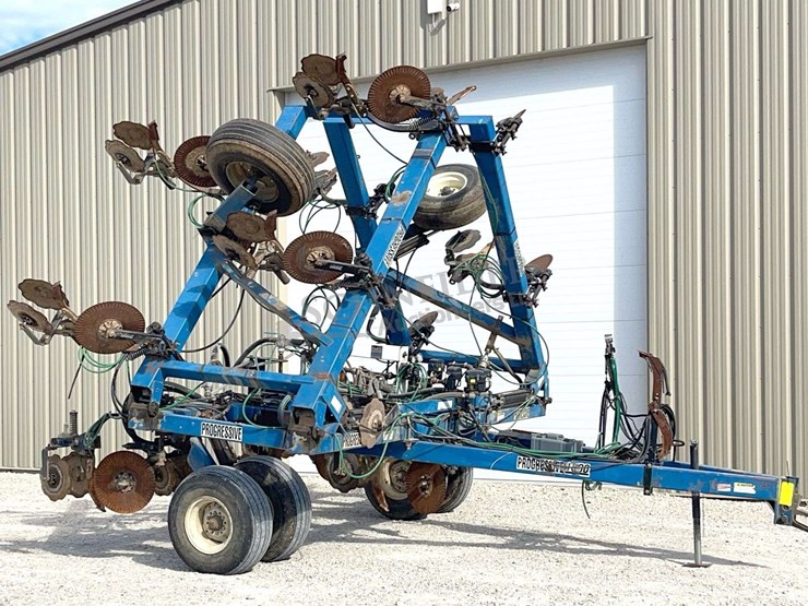 progressive-1300-image-1