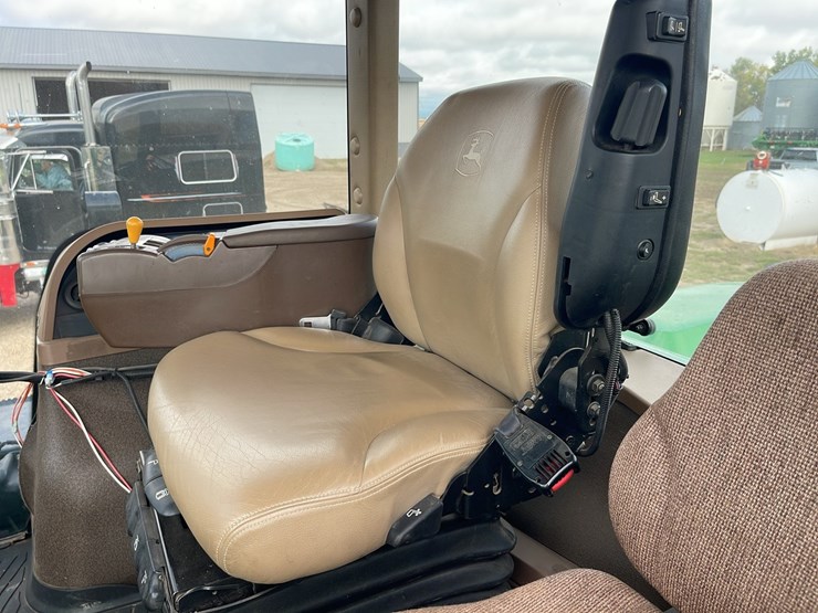 john-deere-9530-image-36