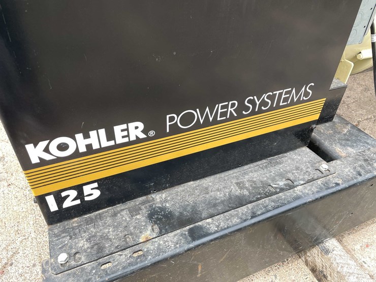 2010-john-deere-6-image-5