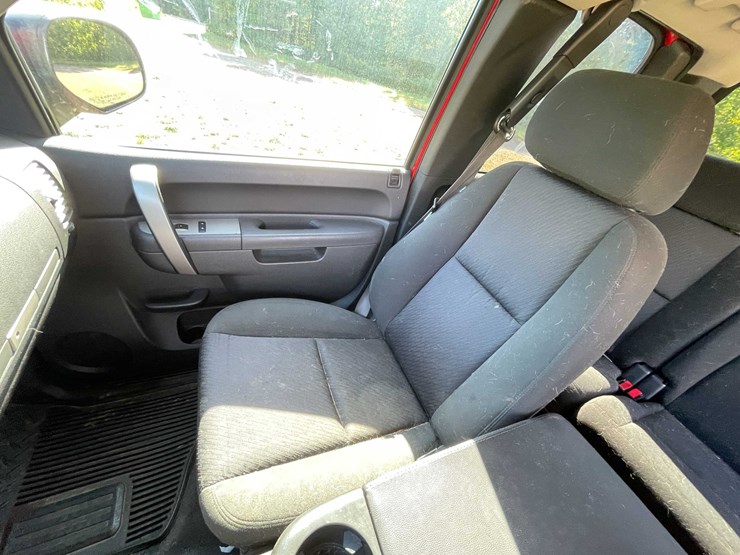 2010-chevrolet-1500-image-69
