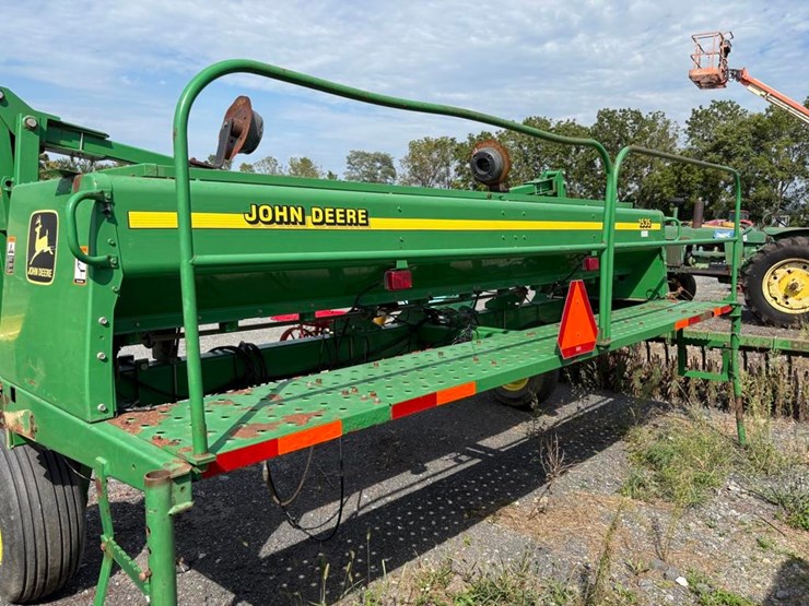 john-deere-1535-image-5
