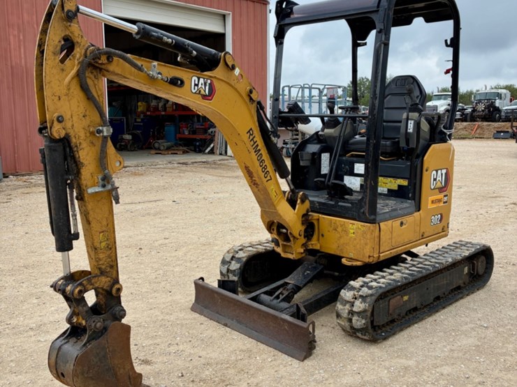 2024-caterpillar-c11-image-1