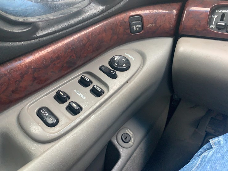 2005-buick-lesabre-image-16