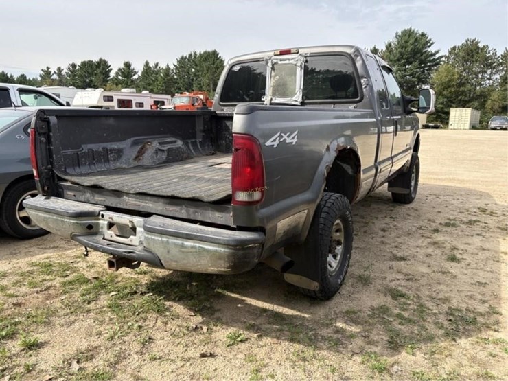 2003-ford-f250-image-3