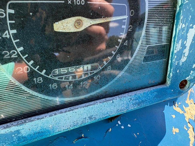 ford-4400-image-13