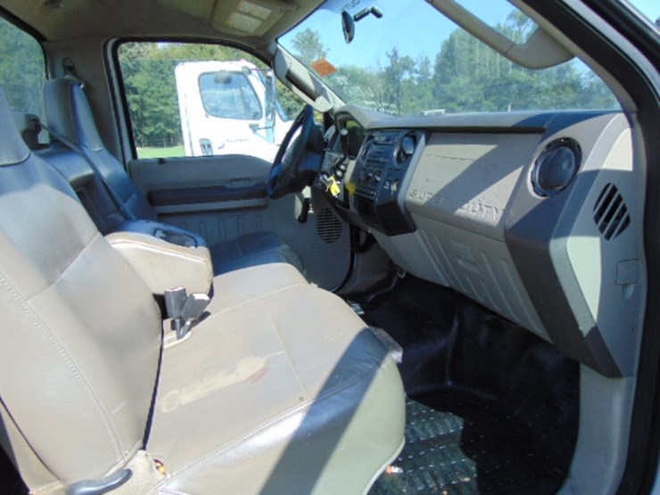 2008-ford-f250-xl-image-6