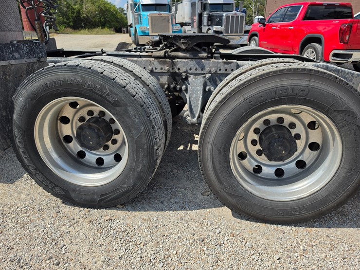 2012-western-star-4900-image-98