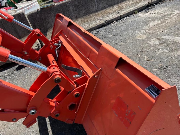 kubota-m4-071-image-8